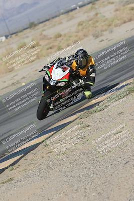 media/Sep-20-2025-Race Pace (Sat) [[d4e1b33f4d]]/Non Verified/Turn 4 Inside (8am)/